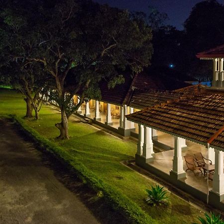 The Sanctuary At Tissawewa Hotel Anuradhapura Exterior photo