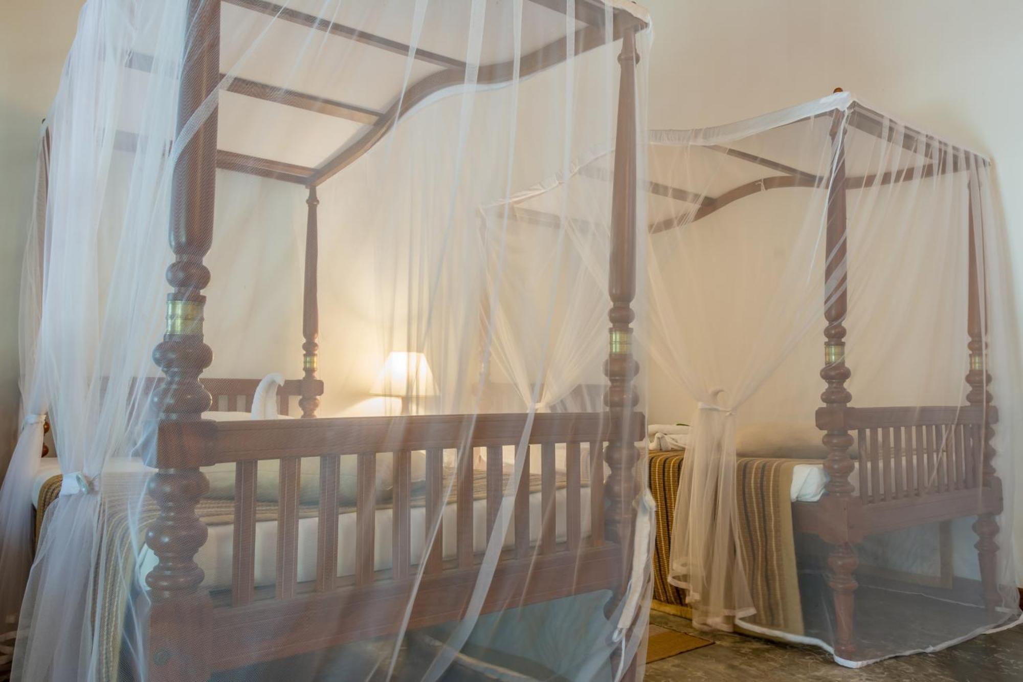 The Sanctuary At Tissawewa Hotel Anuradhapura Exterior photo